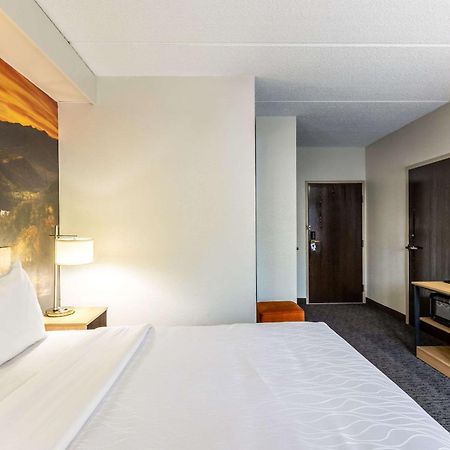 Clarion Pointe Sevierville-Pigeon Forge Εξωτερικό φωτογραφία