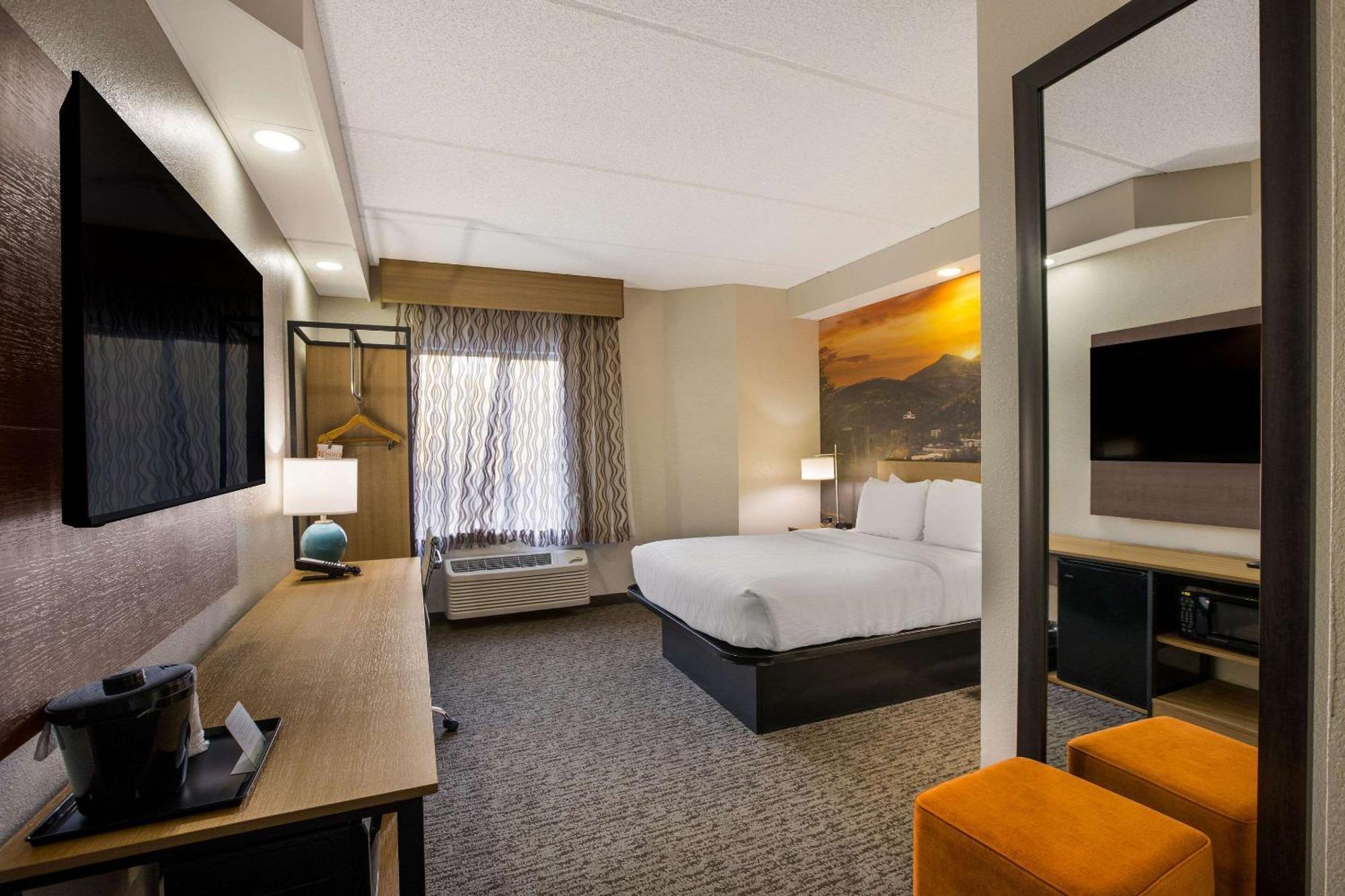 Clarion Pointe Sevierville-Pigeon Forge Εξωτερικό φωτογραφία